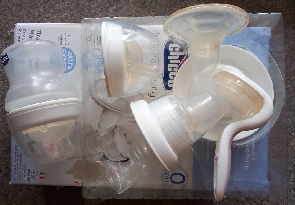 Vende se 2 bombas para leite materno