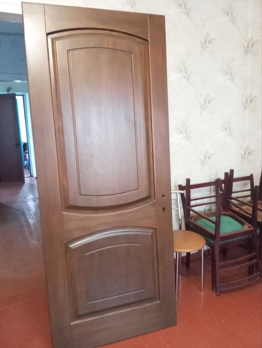 Деревянные входные двери из сосны