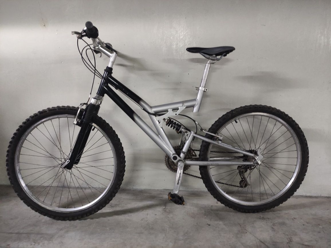 Bicicleta de montanha (Alumínio)