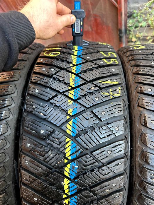 Шины БУ 225 55 R 17 Goodyear UltraGrip Ice Arctic Резина зима ШИП