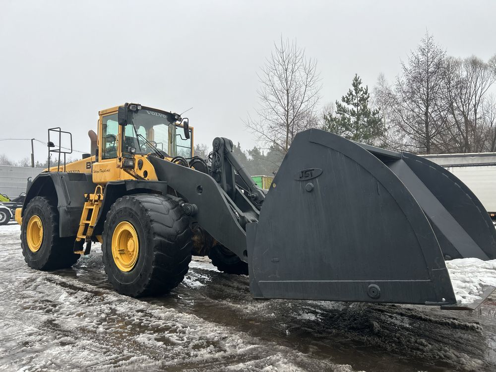 Ładowarka kołowa VOLVO L220E 35ton 2007 fadroma