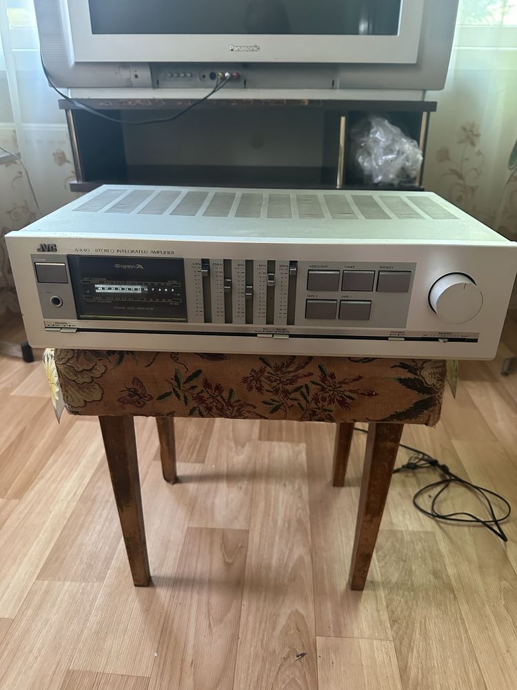Усилитель JVC AX-40