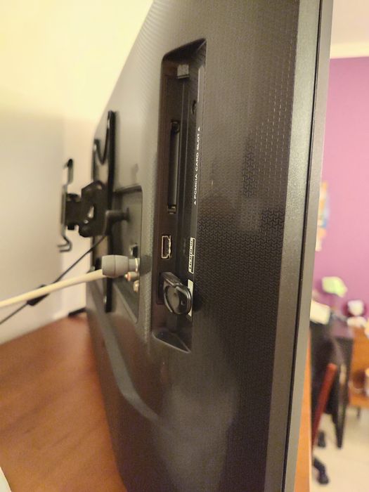 TV LG 32LK510 (Led -  32" - 81cm HD)