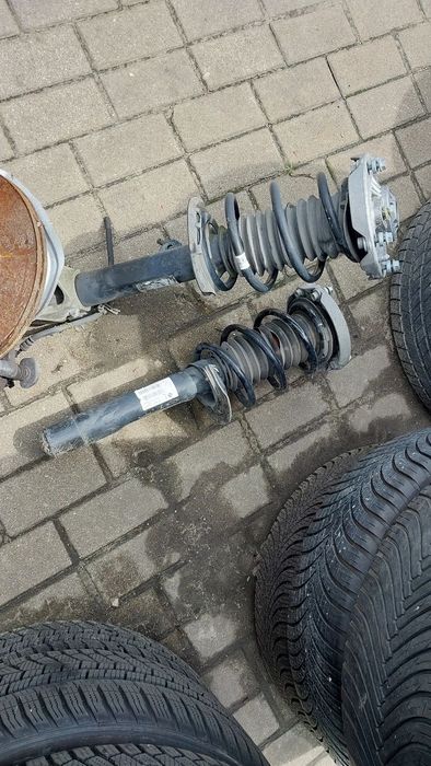 MINI F60 LCI AMORTYZATOR PRAWY LEWY PRZOD ORYGINAL 6867211 6867212 komplet