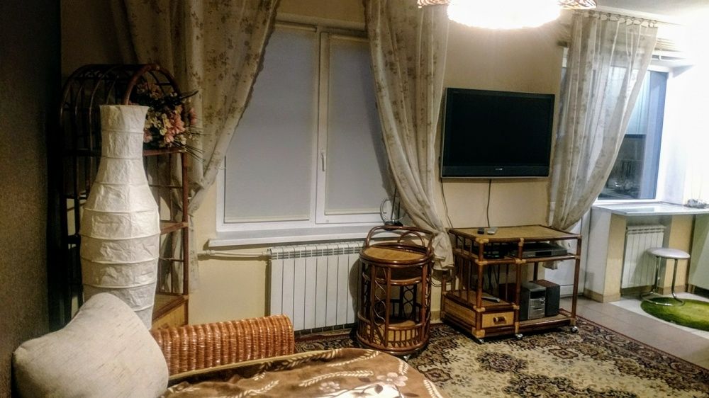 Здам подобово у Пущі-Водиці 1к.  квартиру "студіо".