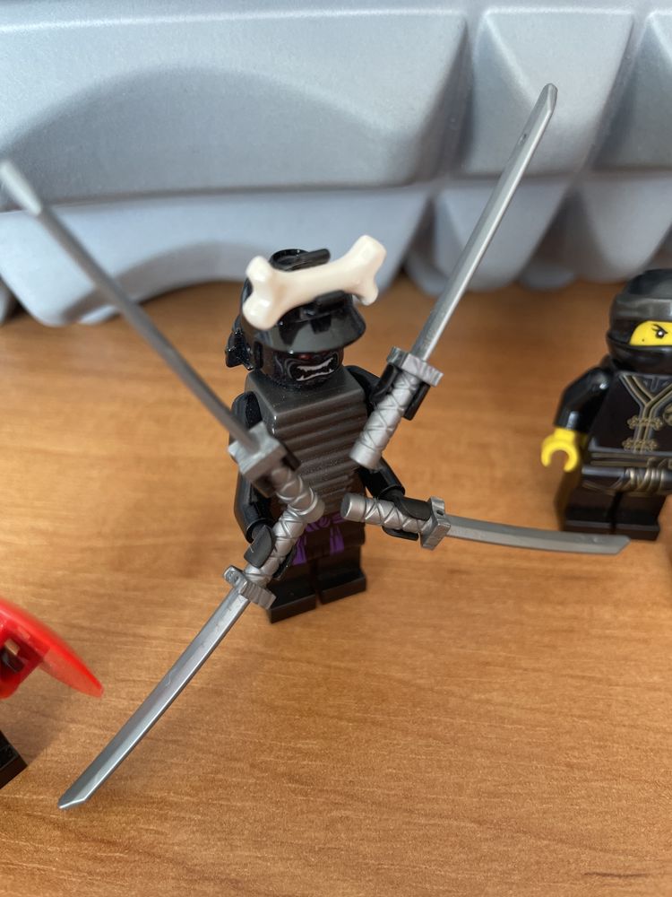 Lego ninjago dobrzy kontra źli nr8