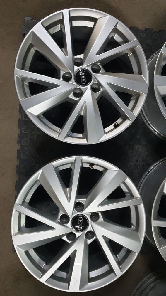 Felgi Aluminiowe 5x112 7Jx17 ET45 Audi A4 A3 A6 Q2 Q3 VW