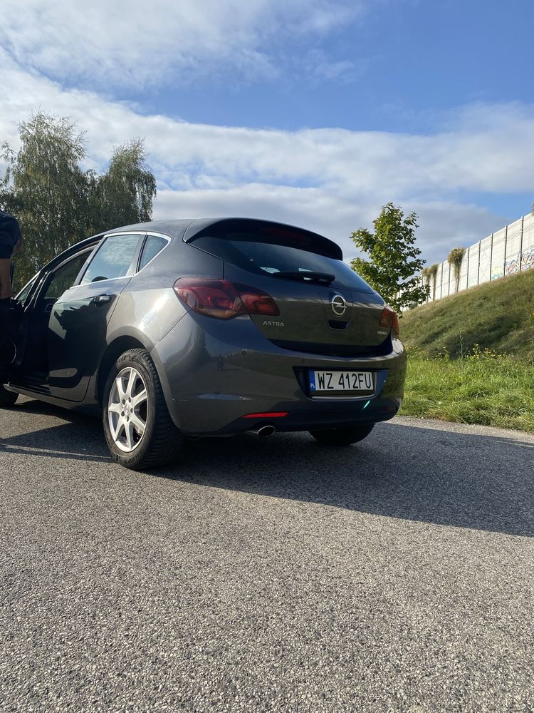 Opel Astra J 1.4T 140km