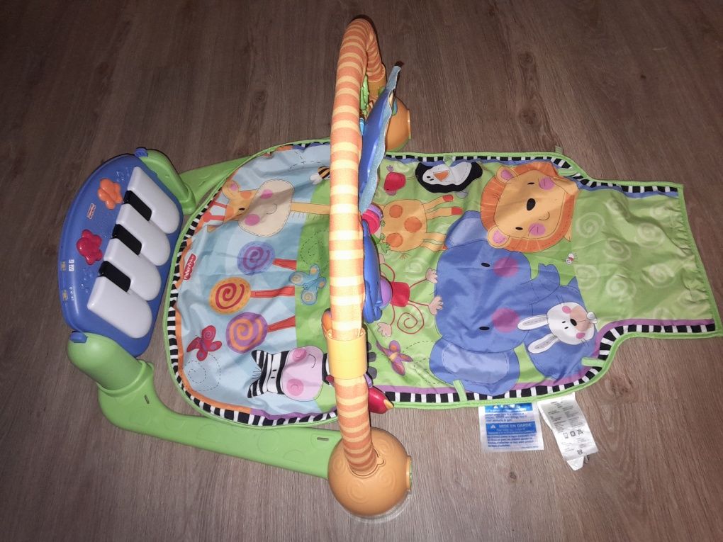 Mata edukacyjna Fisher price, Zabawka leżąca dla niemowlaka,