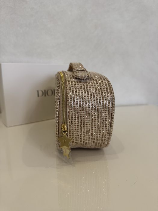 Косметичка люксового бренду. Лінійка Beauty