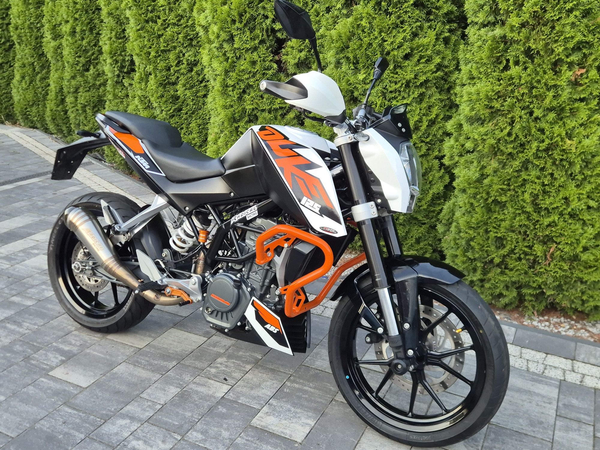 KTM DUKE 125 ABS Wydech Radical, Gmole, Dodatki kat B a1
