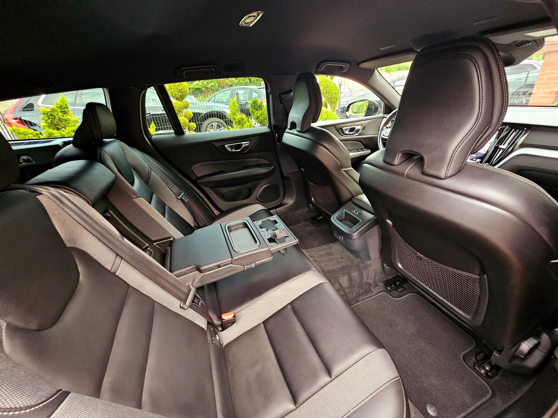 Volvo V60 R-DESiGN BLACK EDiTiON! Keyless^Kamera^Ele.Klapa^Skóra+Pamięc+Grzane