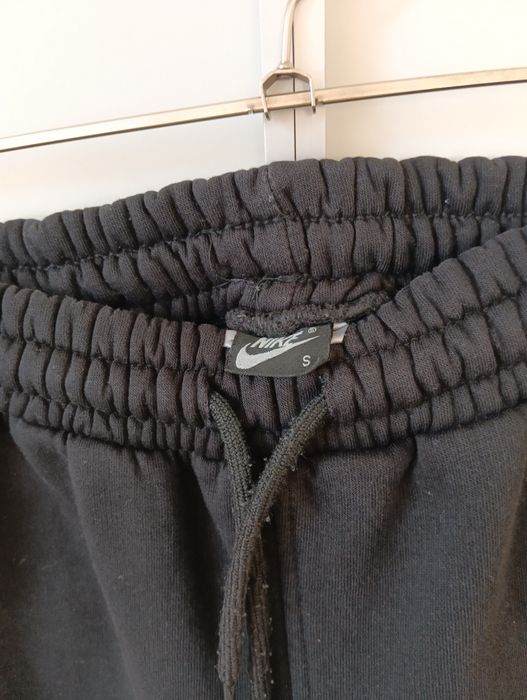 Spodnie dresowe młodzieżowe Nike rozm.S