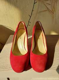 Туфли замшевые красные