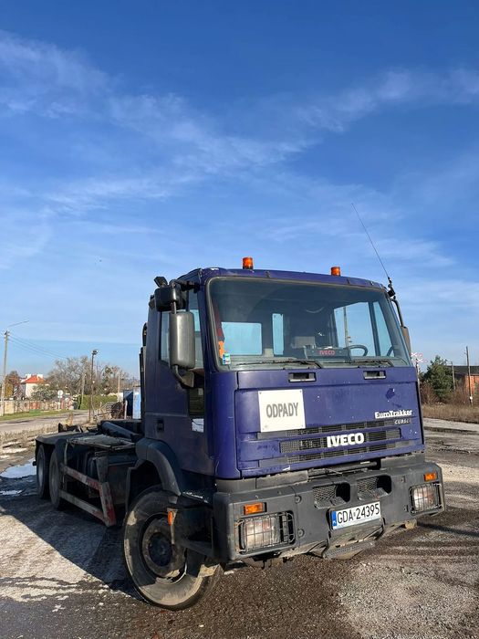 Iveco TRAKKER CURSOR 8  IVECO TRAKKER Hakowiec + HDS ESSEL / 2005 /