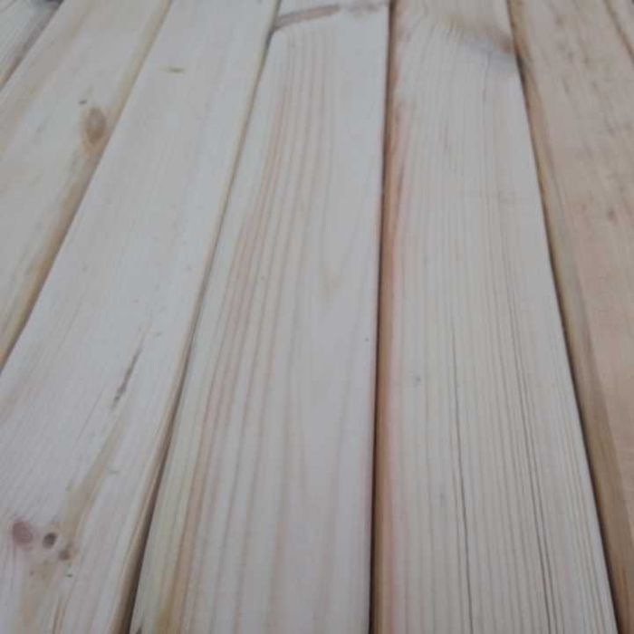 Deska sosnowa heblowana do zabudowy