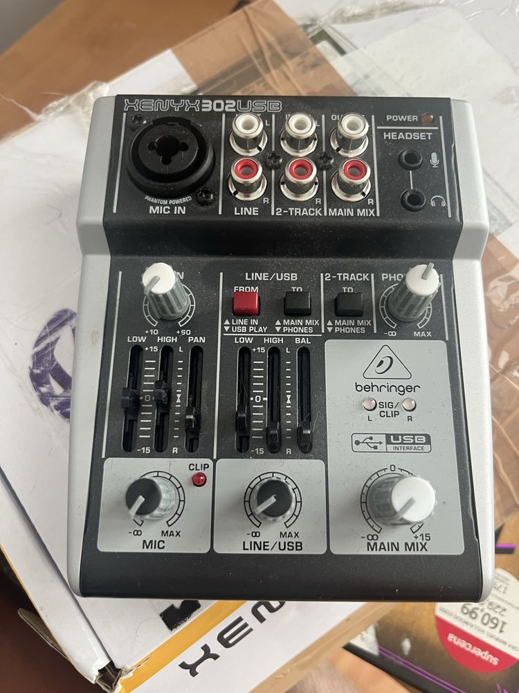 Behringer Henyx 302USB Mikser Audio