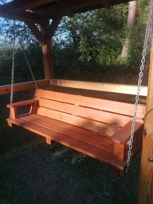 Huśtawki, bujaki, meble ogrodowe, architektura ogrodowa