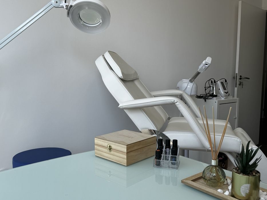 Marquesa de Estética RickiParodi Branca