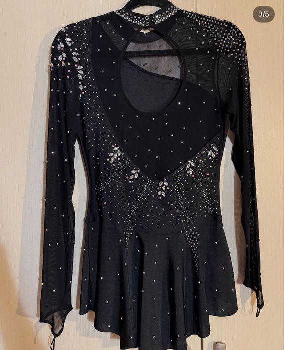 Платье для фигуристок