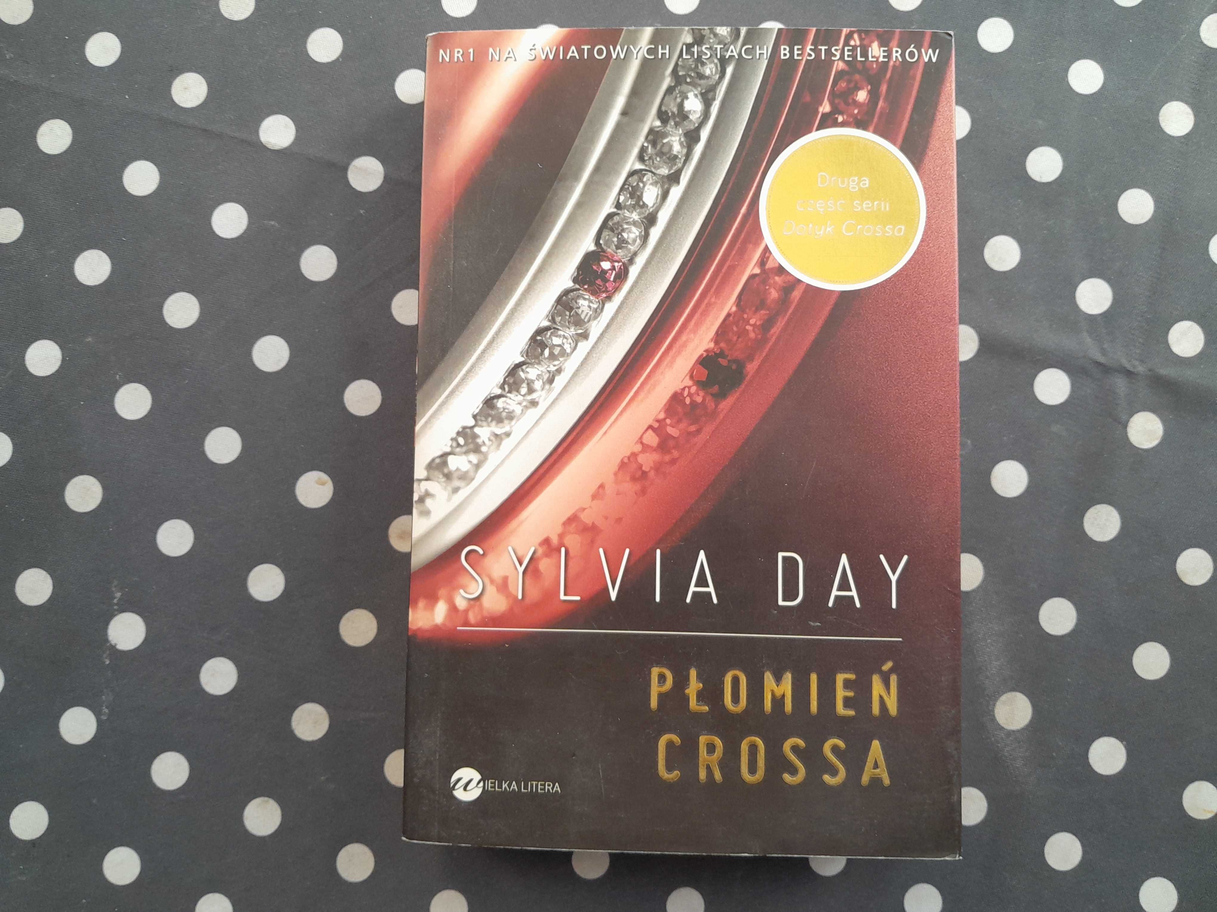 Płomień Crossa Sylvia Day