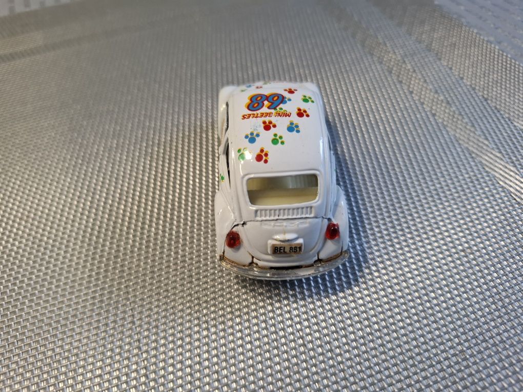 Model samochodu skala 1:43