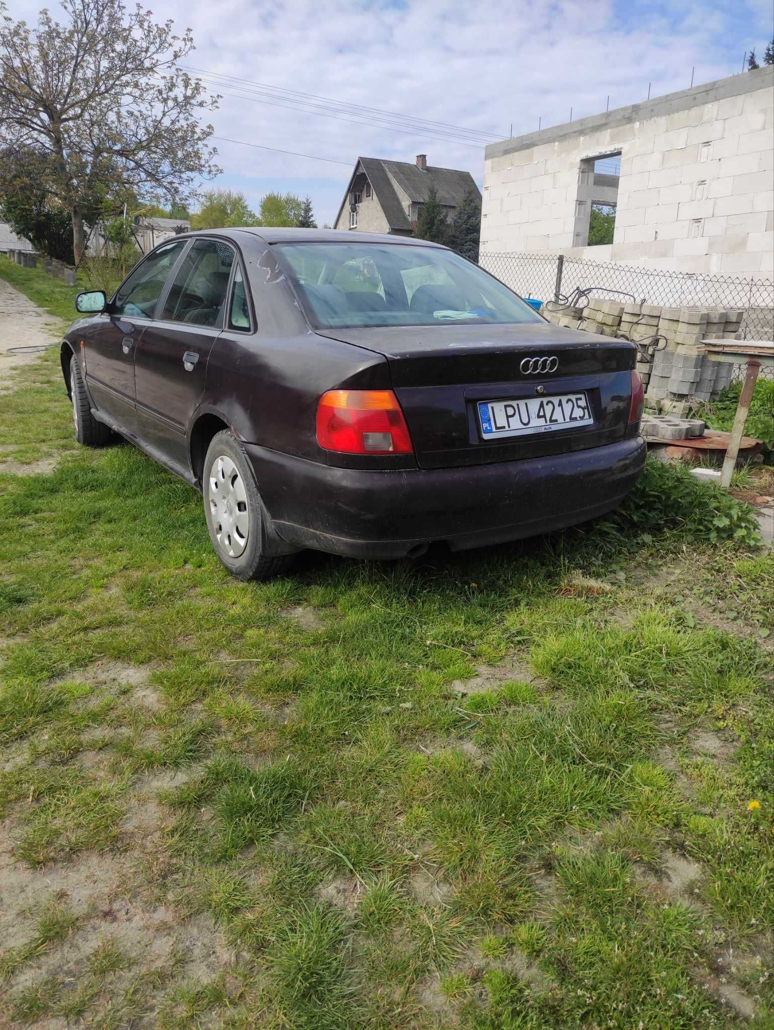 Audi A4 B5 1.6 benzyna + gaz