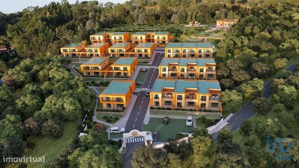 Prédio em Lousa de 21205,00 m2