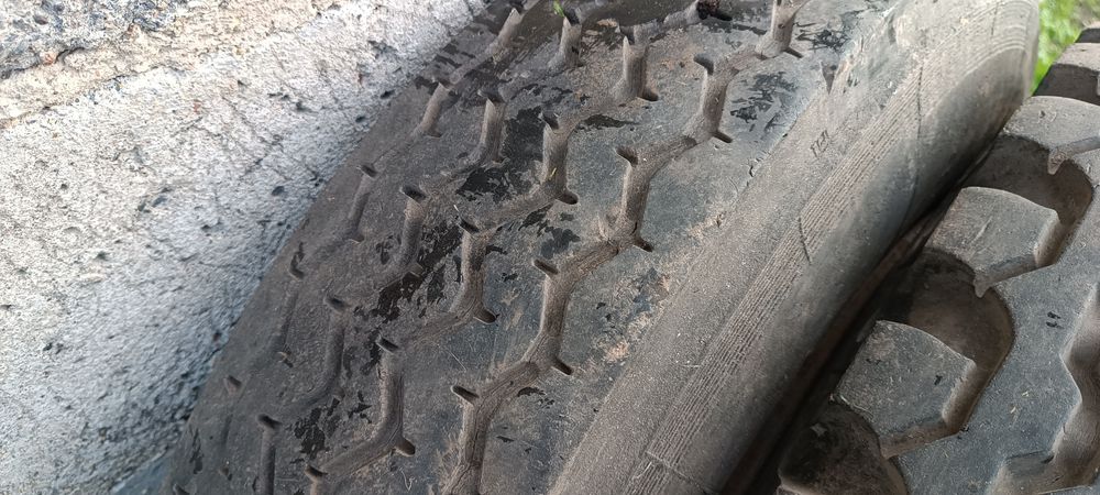 Koła koło 8.25 R20 przyczepa D47,D46,D732,D35 na 6 szpilek