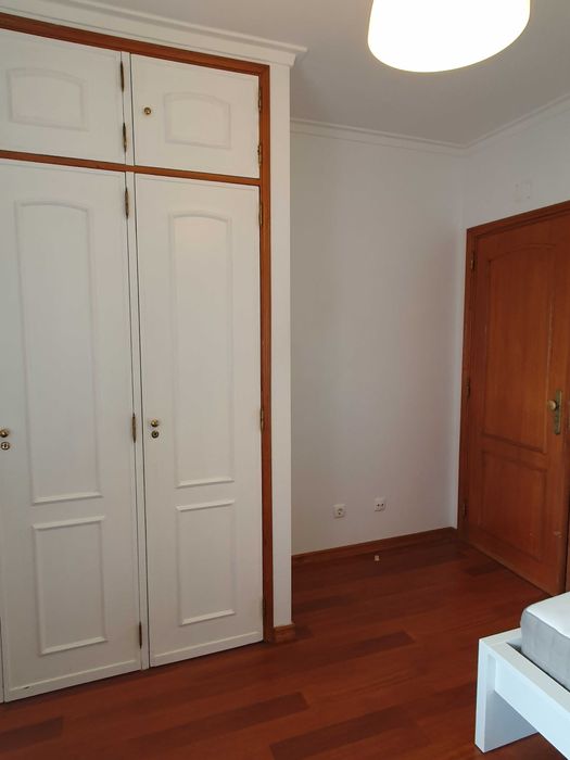 Aluga-se quarto individual mobilado - SÃO MARCOS