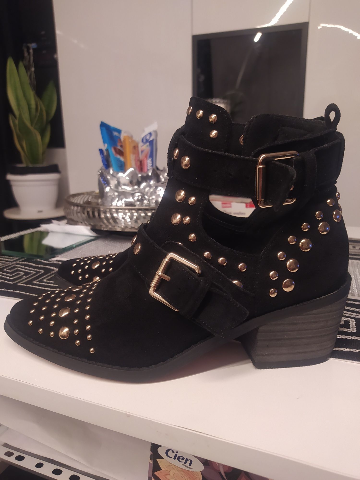 Botki buty 38 deezee