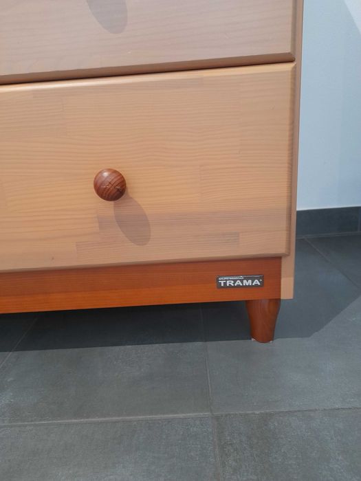 Cómoda marca trama grupo bebecar