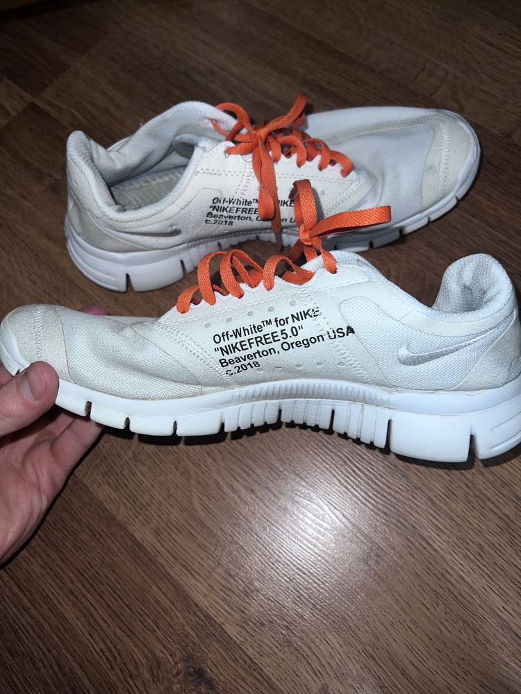 Кроссовки Nike