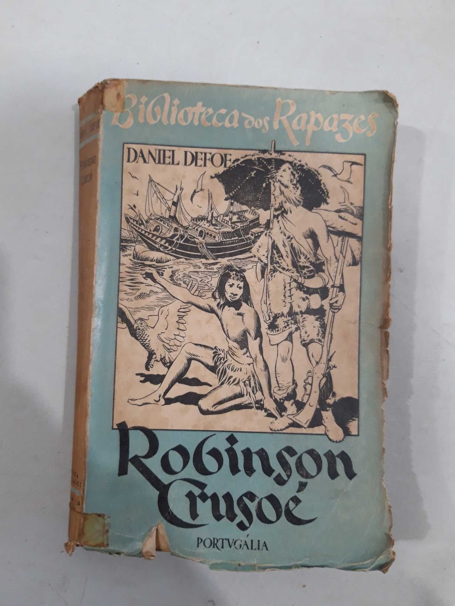 Livro  Ref:PVI - Robinson Crusoé