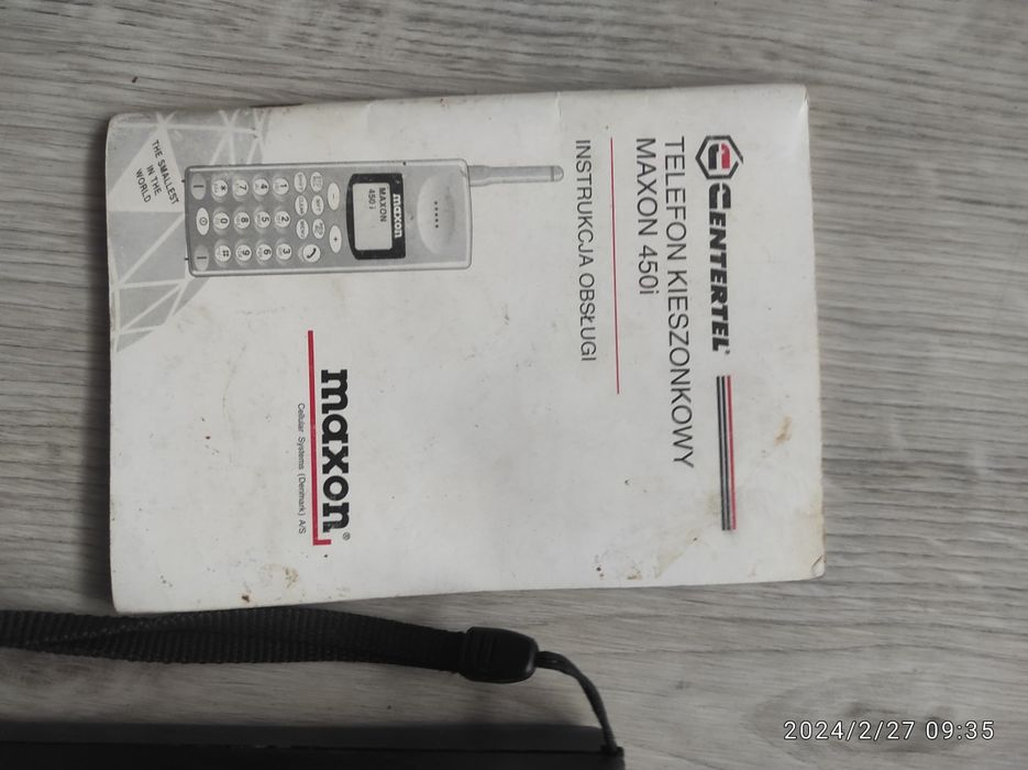 Telefon z zestawem głosnomówiącym  MAXON 450i
