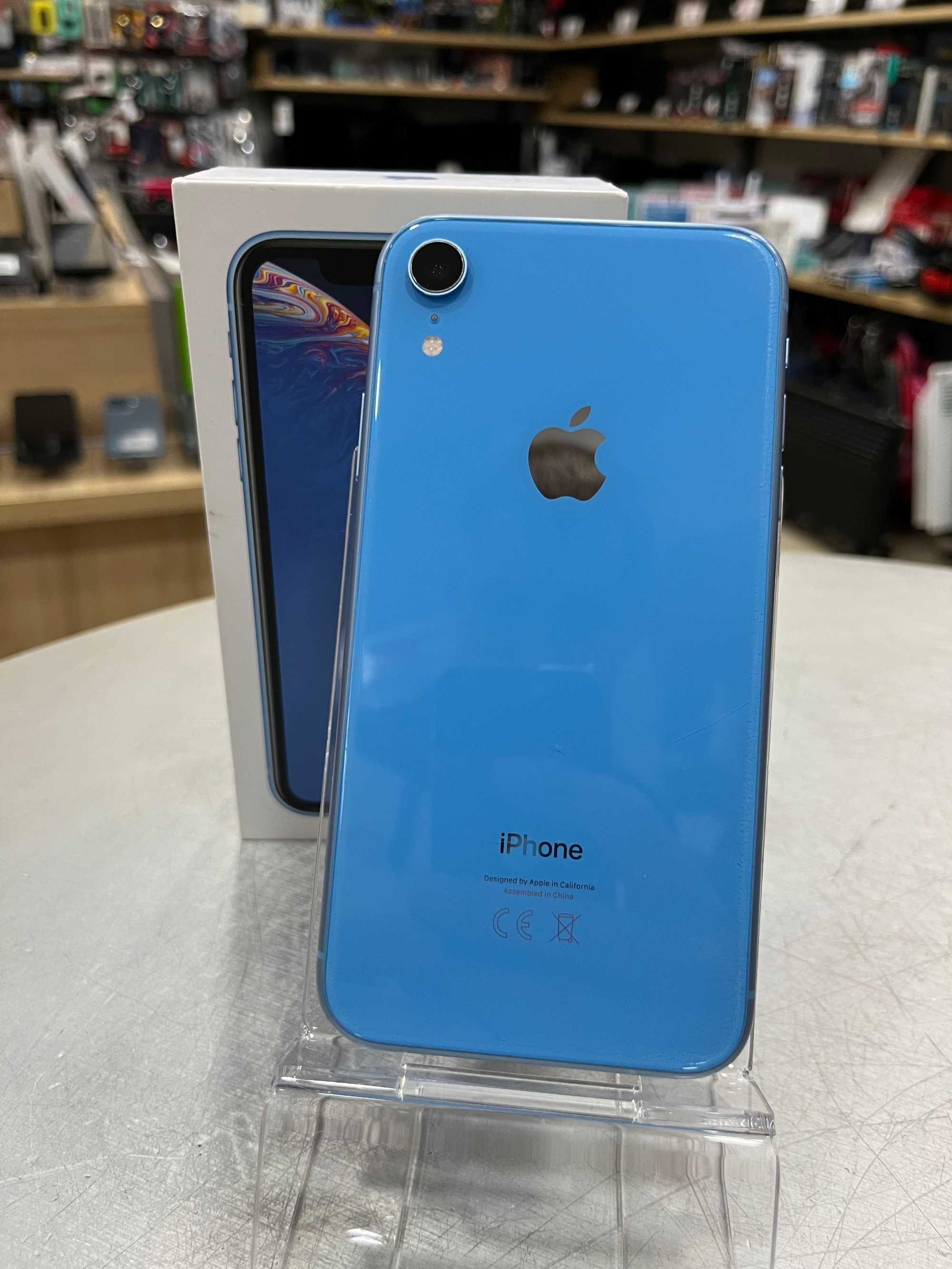 iPhone XR 64Gb --  ГАРАНТИЯ 3 месяца