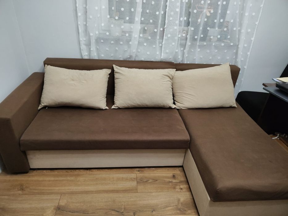 Oddam narożnik z funkcją spania