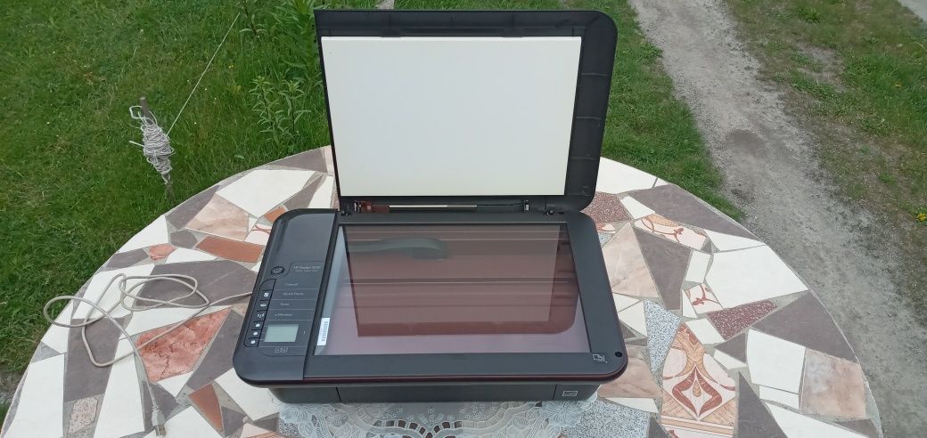 Продам принтер (сканер,ксерокс) HP Deskjet 3050

+ Ска