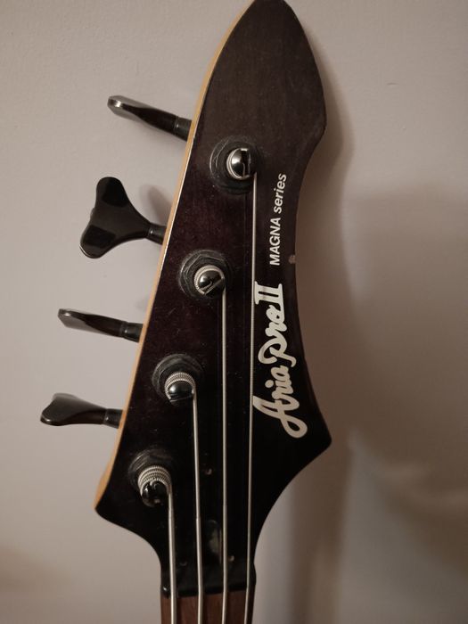 Aria Pro II Magna Series Fretless basowa bezprogowa