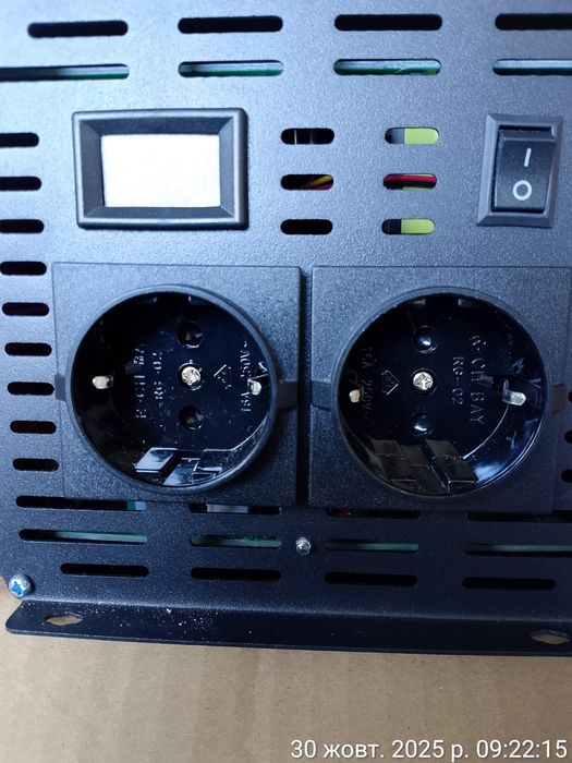 инвертор  12 вольт. чистый синус 8000W