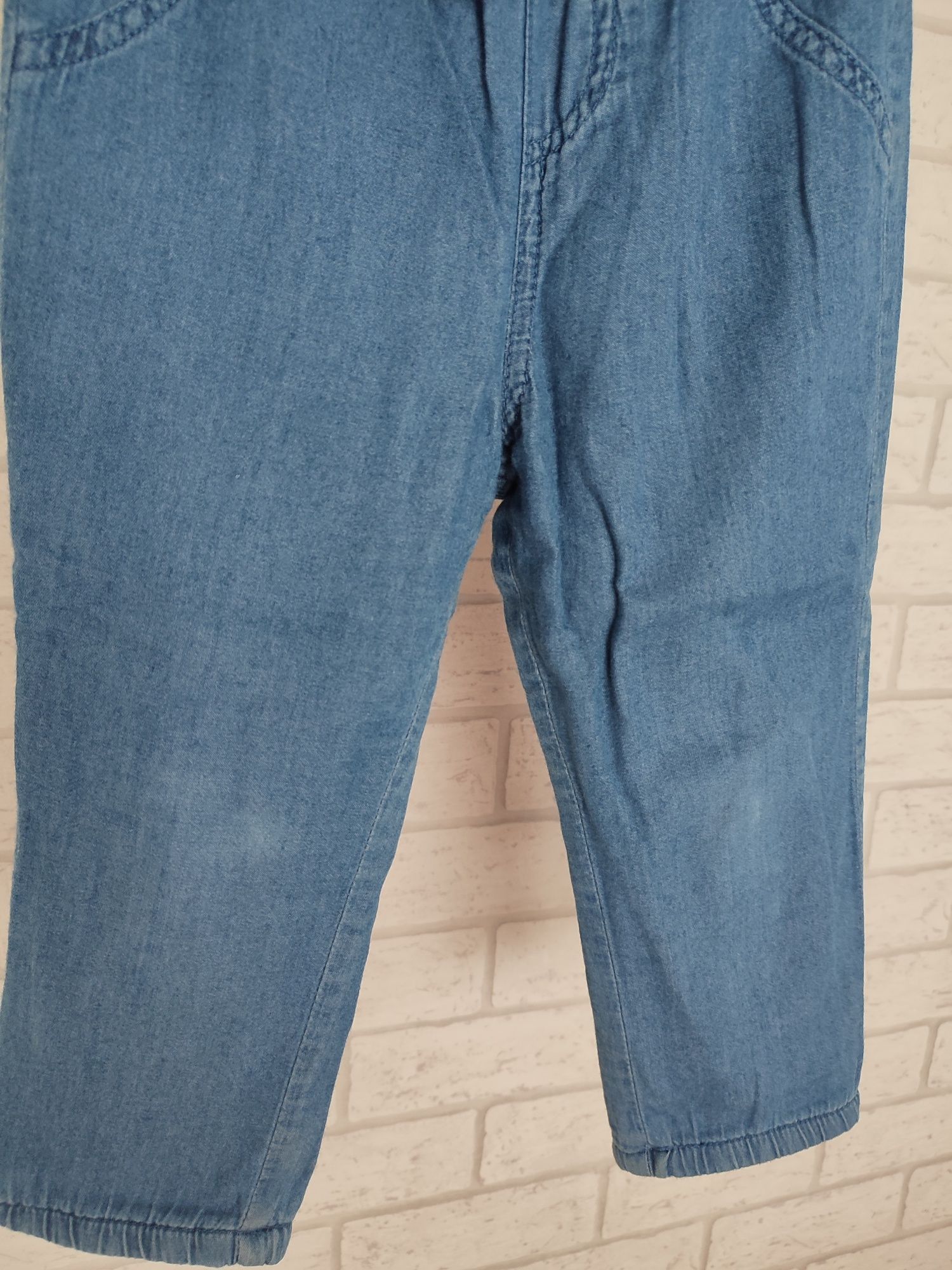 Zimowe spodnie, ocieplane jeansy r.92