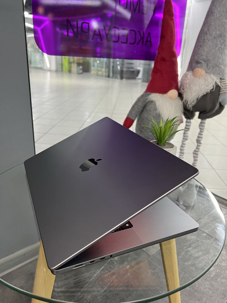 MacBook Pro 16” M1 Pro 2021 16/1Tb Space Gray (44 цикли)