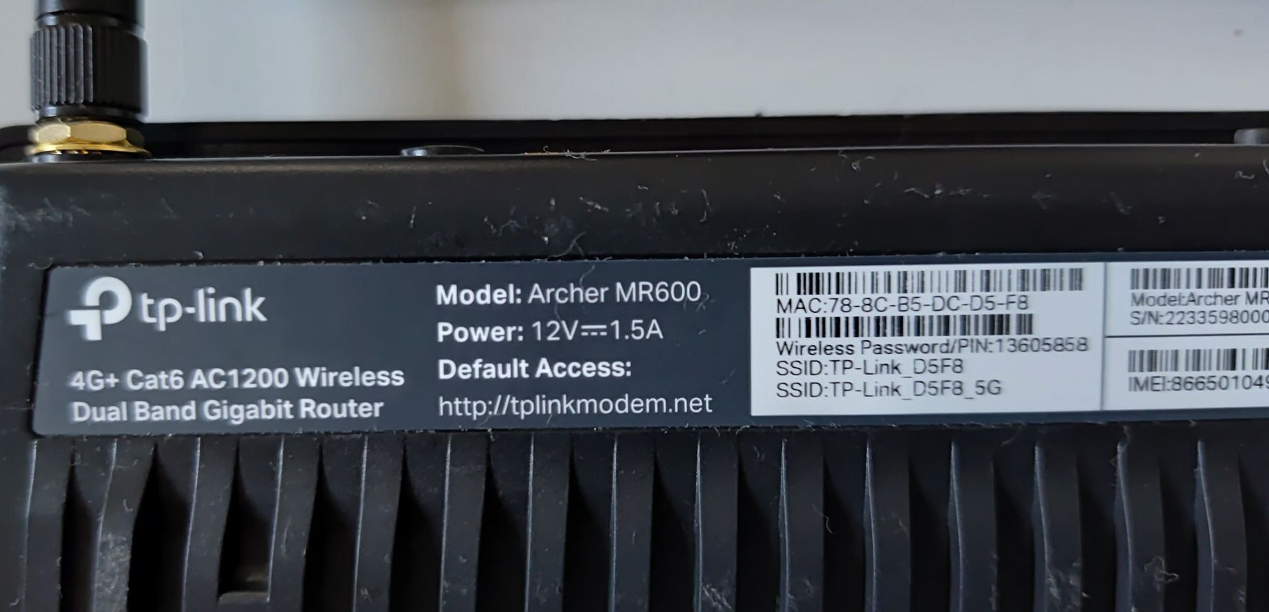 Router Wi-Fi Archer MR- 600
Sprawny z zasilaczem
W idealnym