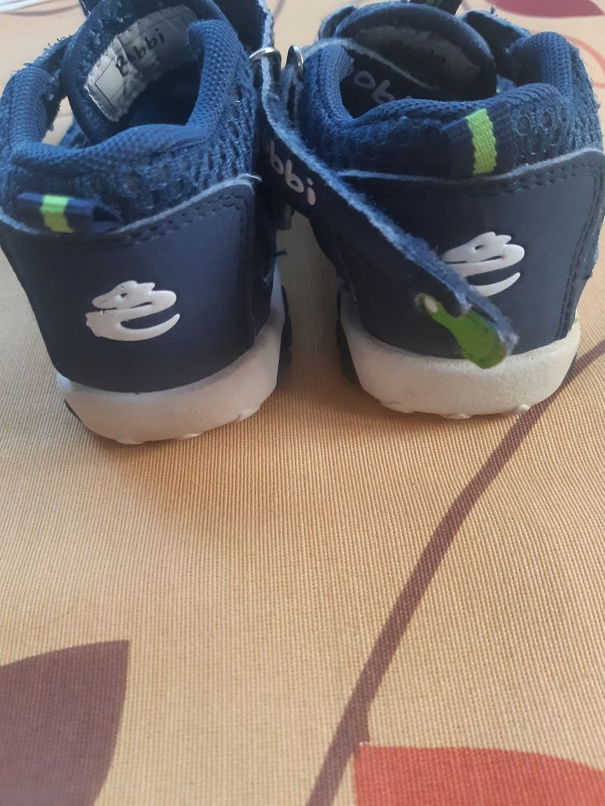 Sandały chłopięce. Bobbi Shoes. 24 + para gratis