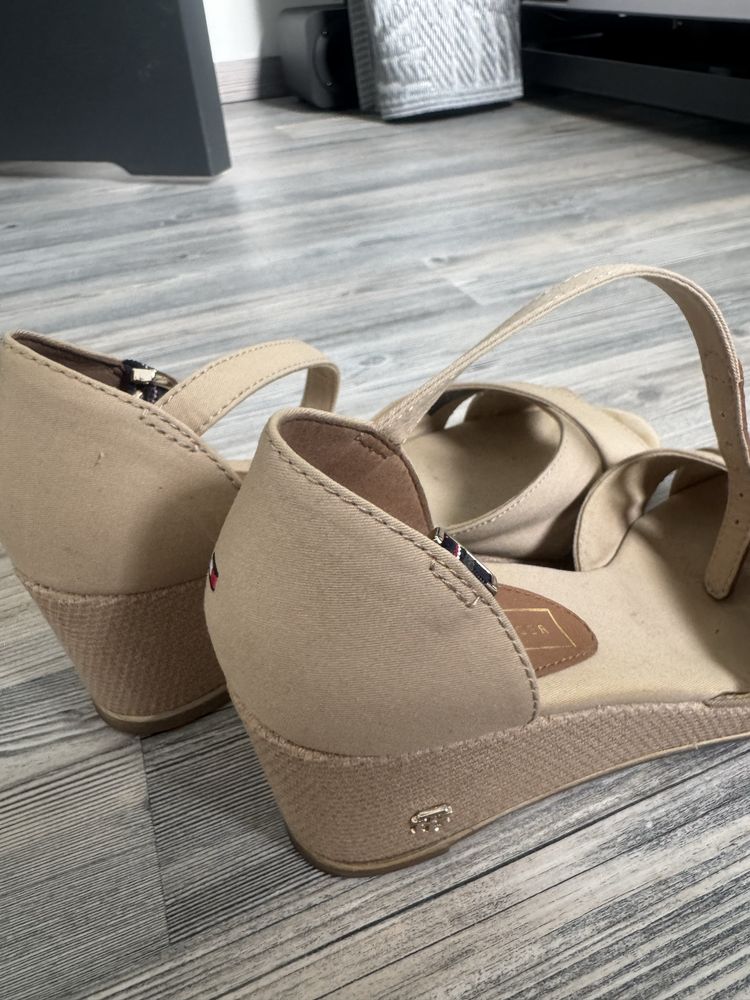 Buty Tommy Hilfiger