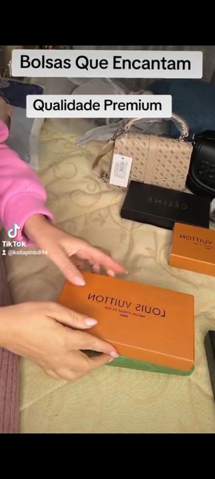 Malas senhora  e porta moedas