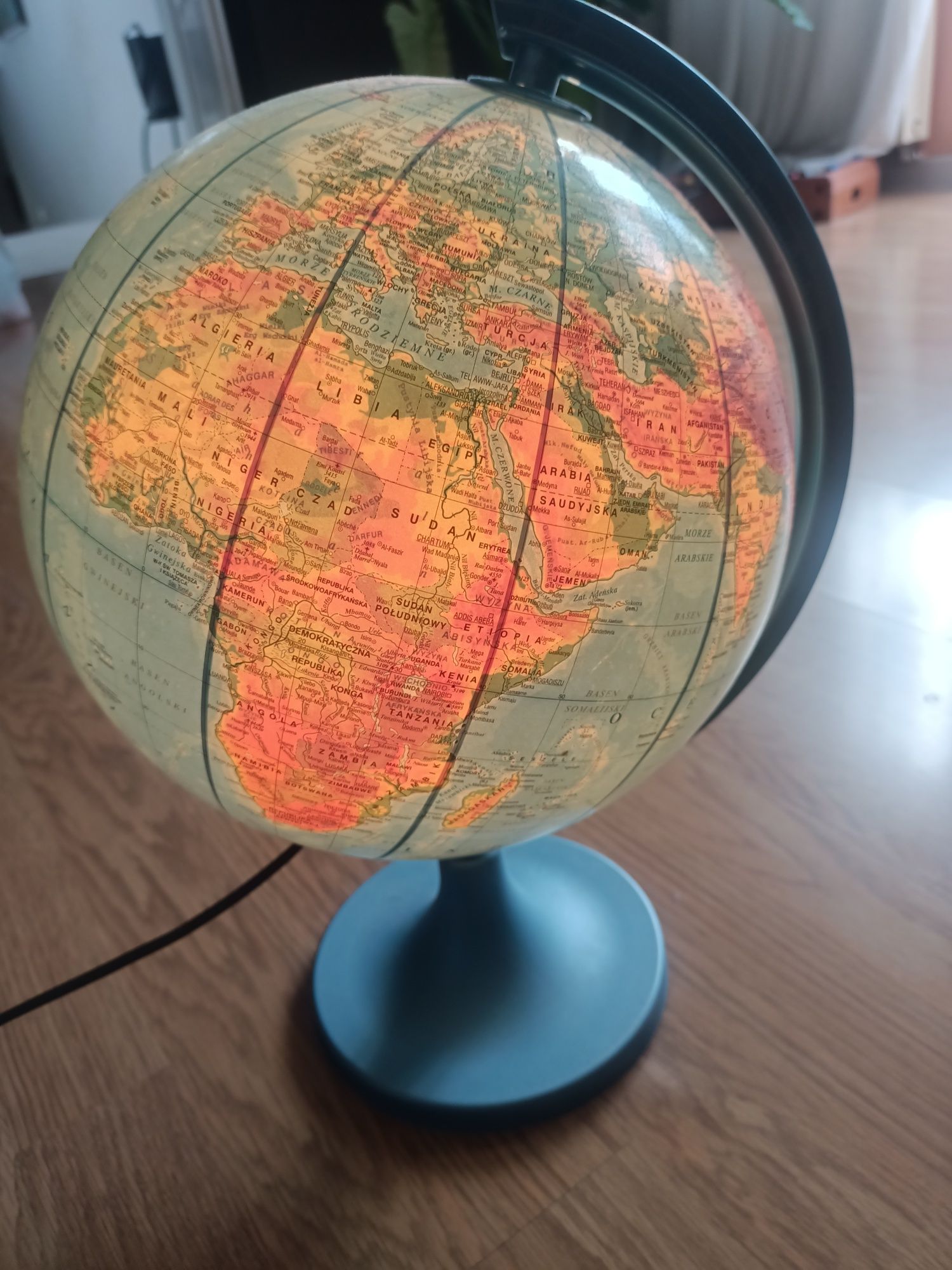 Globus podświetlany lampka