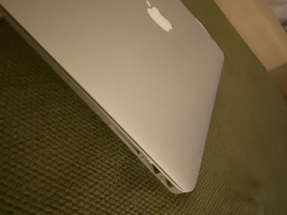 MacBook Air 13”