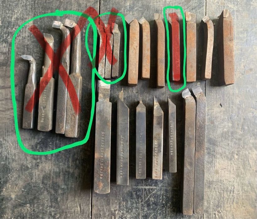 Різець токарний з пластиною з твердого сплаву ВК8, T15K6