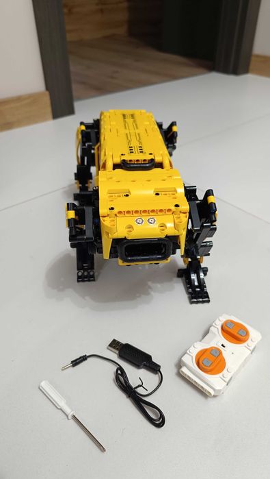 Zdalnie sterowany model robota psa Mould King Technic 15075